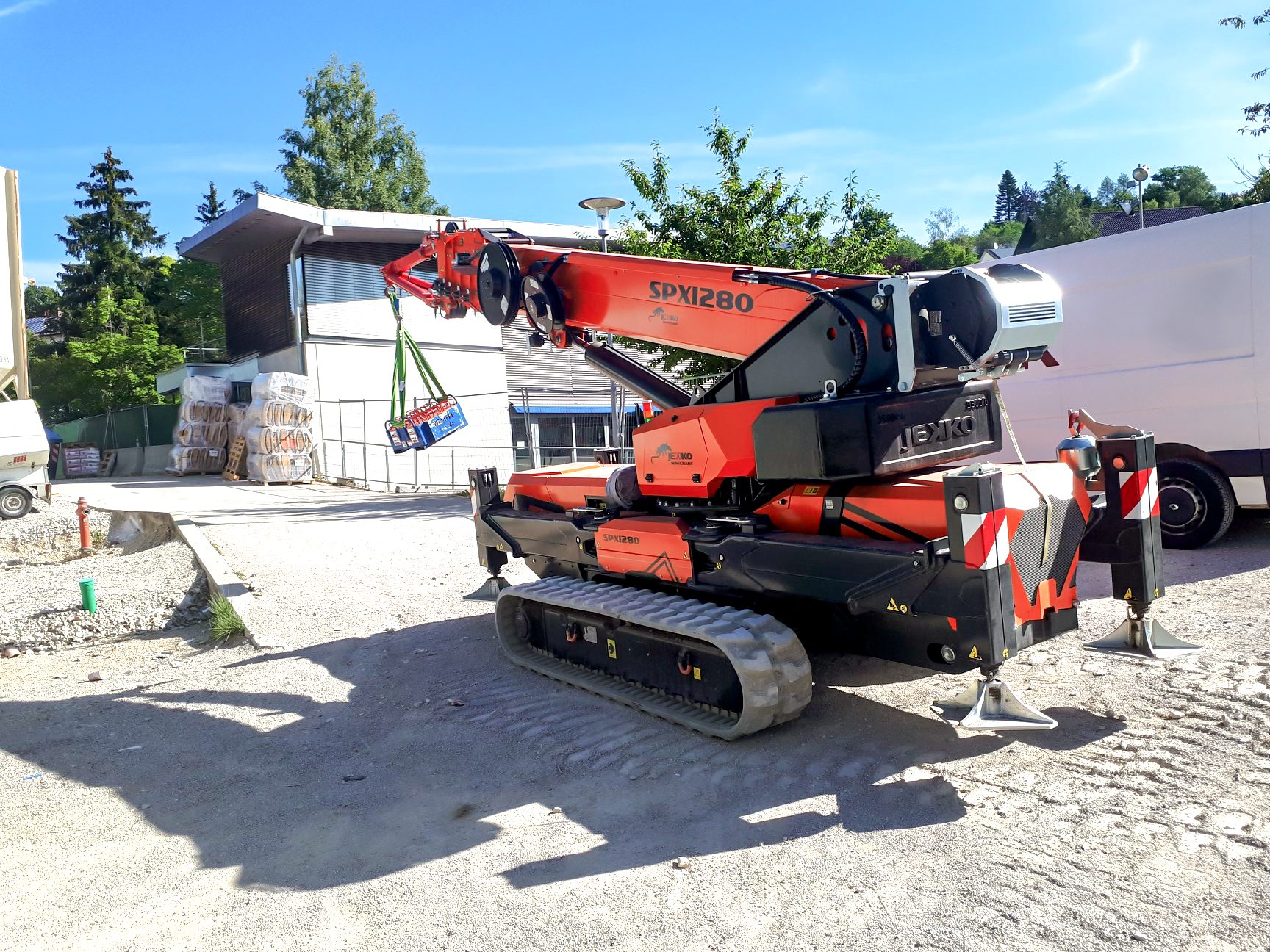 2 tonnin Pick & Carry